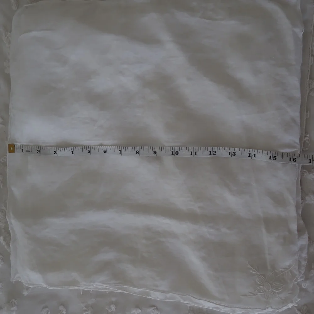 HANDMADE Embroidered White Table Cloth Napkins